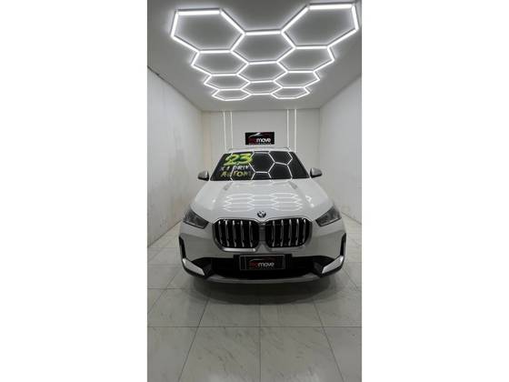 BMW X1 2.0 16V TURBO GASOLINA SDRIVE20I X-LINE STEPTRONIC BMW X1 2.0 16V TURBO GASOLINA SDRIVE20I X-LINE STEPTRONIC